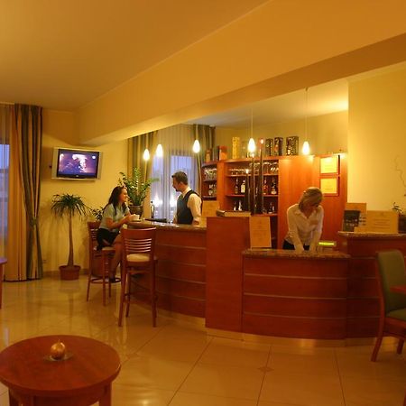 Hotel Abrava Drawsko Pomorskie Zewnętrze zdjęcie